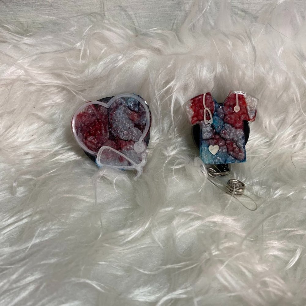 Badge Reel & Pop Socket Set